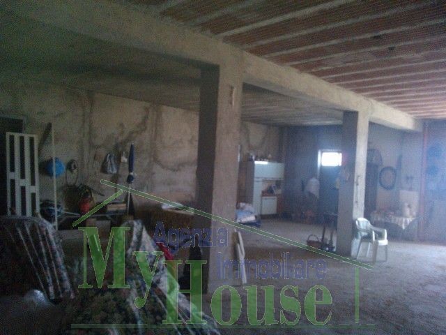 VILLA IN VIA NAZIONALE AD ALESSANRDIA - PROPERTY IN SICILY