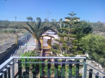 VILLA IN VIA NAZIONALE AD ALESSANRDIA - PROPERTY IN SICILY