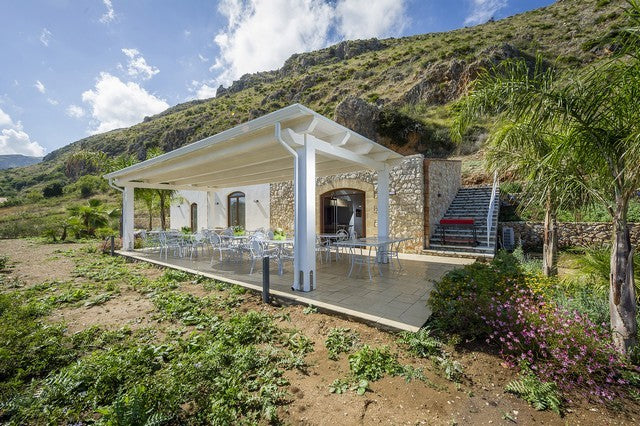 VILLA A SCOPELLO