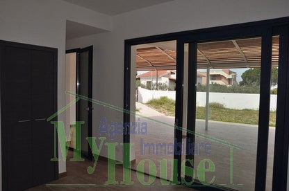 VILLETTA A MENFI