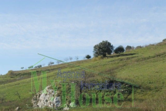 TERRENO FERRO CONTRADA QUARTO DI ROCCHI