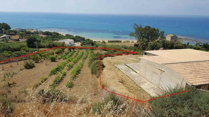 FANTASTICO TERRENO LUNGO LA COSTA SUD - PERGOLE REALMONTE