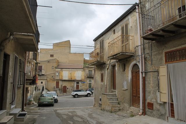CASA  FERRARA LARGO SAN GAETANO