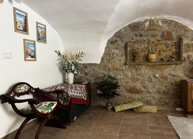 CASA MONTALBANO SALITA MARTIRI 16 MARZO