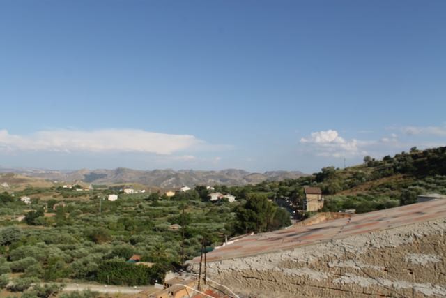 PALAZZINA CON TERRENO MATTEO – CDA CICCIONE