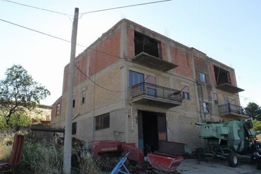 PALAZZINA CON TERRENO MATTEO – CDA CICCIONE