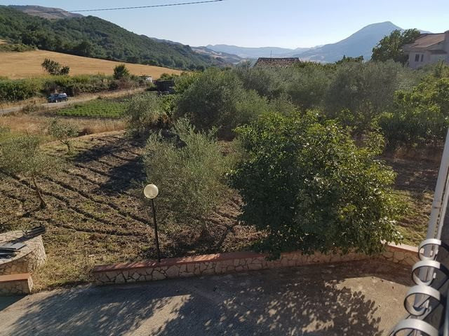 VILLA E TERRENO CAMIZZI - PRIZZI (PA)