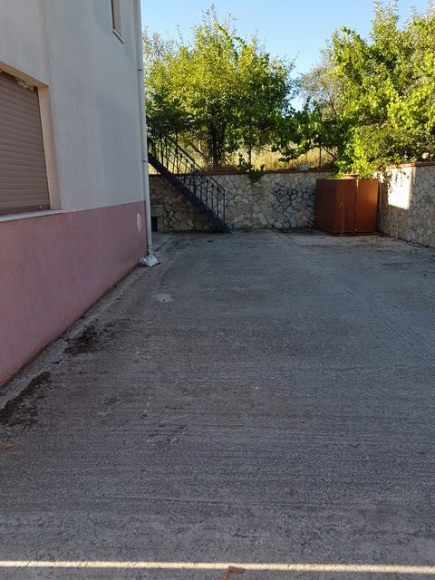 VILLA E TERRENO CAMIZZI - PRIZZI (PA)