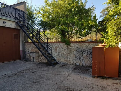 VILLA E TERRENO CAMIZZI - PRIZZI (PA)