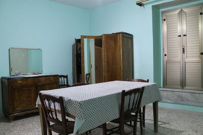 HOUSE IN VIA ANTINORI 