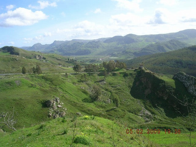 LAND REGINALD CALEDONIA - PROPERTY IN SICILY