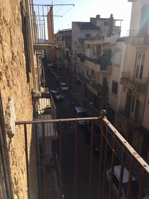 CASA BRANCATO – VIA MONTUORO E CORSO VITTORIO EMANUELE