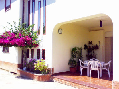 VILLA CON PISCINA - VILLA CARUSO