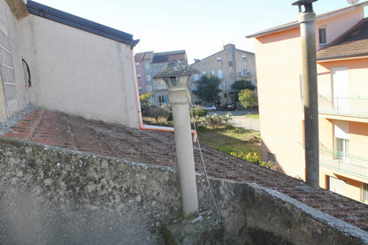ANGEL HOUSE - SAN GREGORIO MAGNO STREET