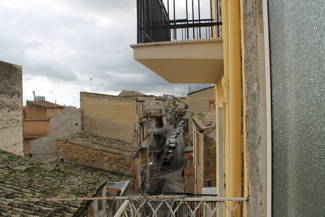 CASA MISERENDINO VIA CRISPI