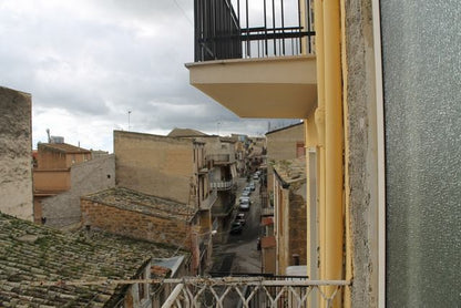 CASA MISERENDINO VIA CRISPI