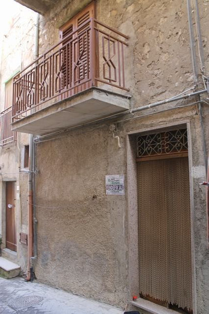 SCAGLIONE HOUSE VIA FODERA - ALESSANDRIA
