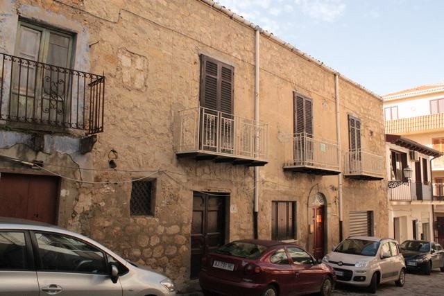 CASA PULLARA VIA DANTE E VIA BELLINI - ALESSANDRIA