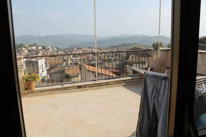 CASA VITO – CORTILE ARCURI