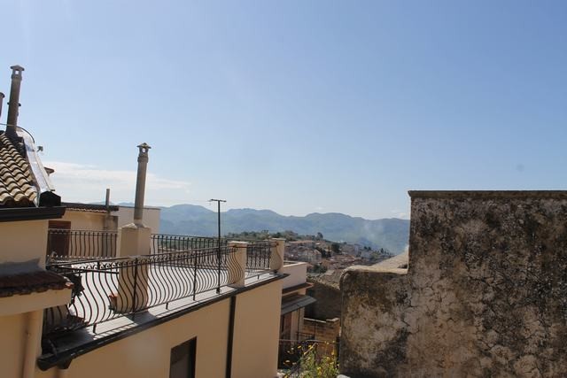 CASA  IRINA