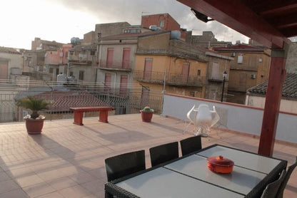 APT ABELLA – SALITA REGINA ELENA E VIA ROCCAFORTE