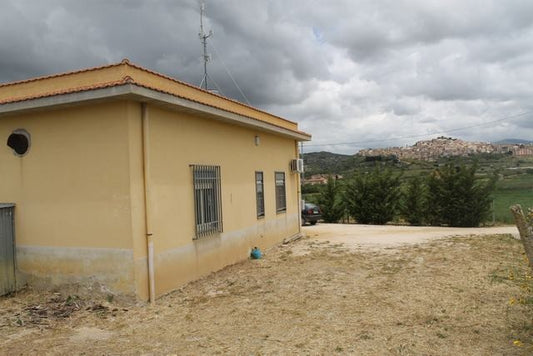 HOUSE AND LAND CARUSO – ZONA CAMPO SPORTIVO