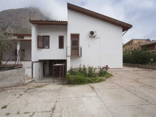 VILLA GIORLANDO – CINISI (PA)