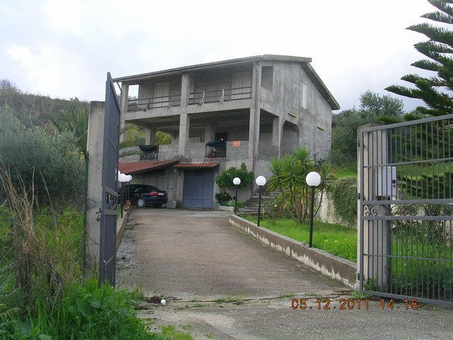 VILLA LONGO AD ALESSANDRIA