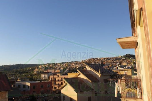 APPARTAMENTO PIERINA VIA UGO FOSCOLO – TERZO PIANO