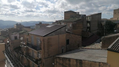 CASA FERRARO PANEPINTO – ANGOLO SALITA CARMELO/VIA SETTICASI