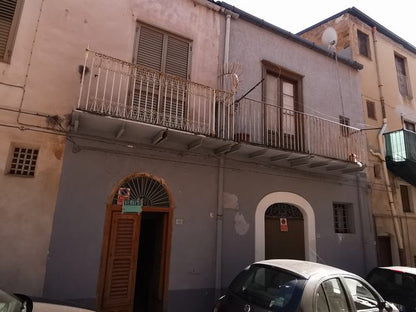 CASA ARFELI VIA ARIOSTO