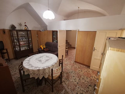 CASA ARFELI VIA ARIOSTO