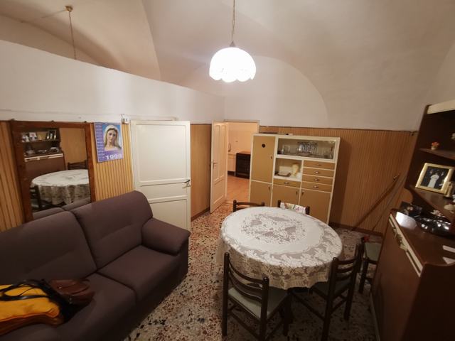 CASA ARFELI VIA ARIOSTO