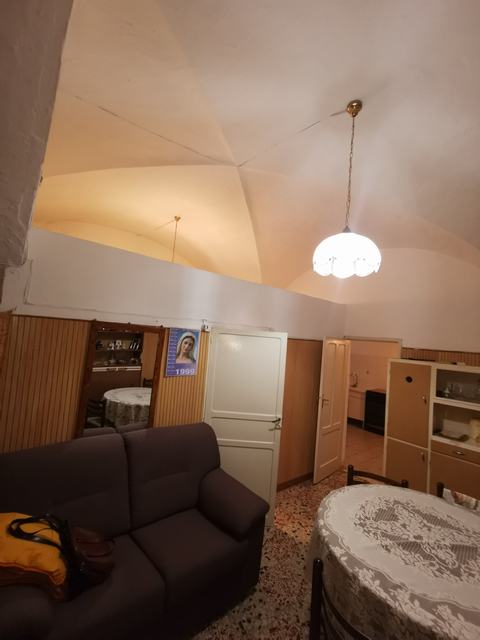 CASA ARFELI VIA ARIOSTO