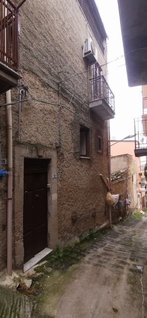 CASA SALVO VIA PALERMO E VIA MONTEVIDEO – ALESSANDRIA DELLA ROCCA (AG)