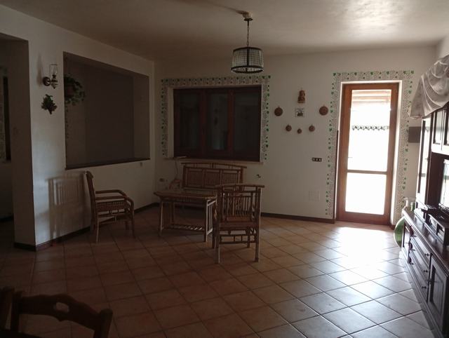 VILLA E TERRENO FARULLA – SANTO STEFANO QUISQUINA (AG)