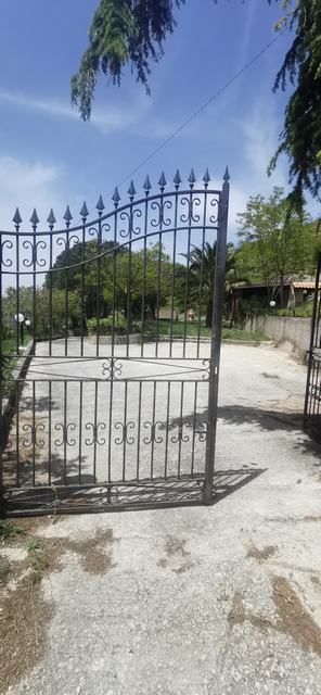 VILLA E TERRENO FARULLA – SANTO STEFANO QUISQUINA (AG)