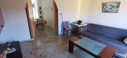 CASA RE VIA ANCONA CON AFFACCIO IN VIA AQUILA