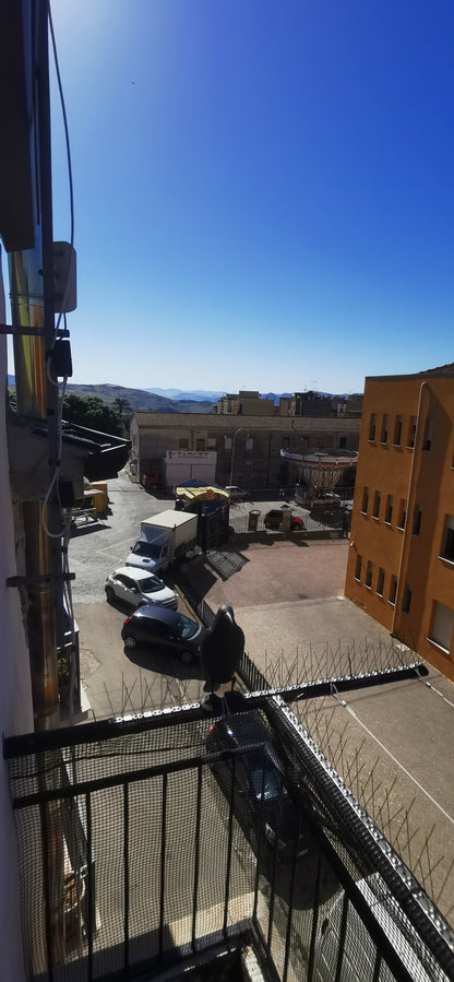 CASA RE VIA ANCONA CON AFFACCIO IN VIA AQUILA