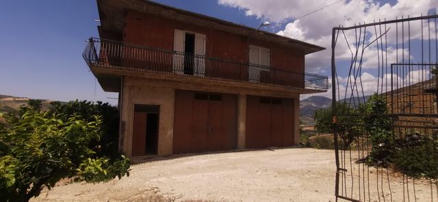 PANORAMIC VILLA AND LAND SALVO – CDA BOSCHETTO,ALESSANDRIA