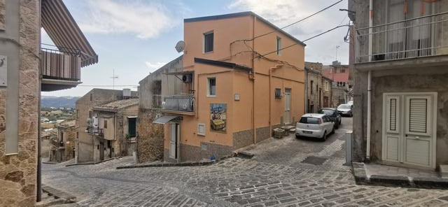 CASA GIUSEPPINA  -  VIA DON GERLANDO
