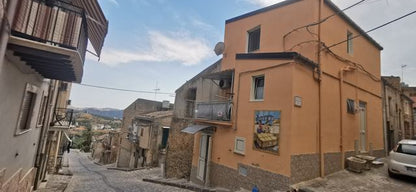 CASA GIUSEPPINA  -  VIA DON GERLANDO