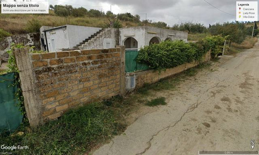 VILLETTA LOSI – CONTRADA  SAVARINI